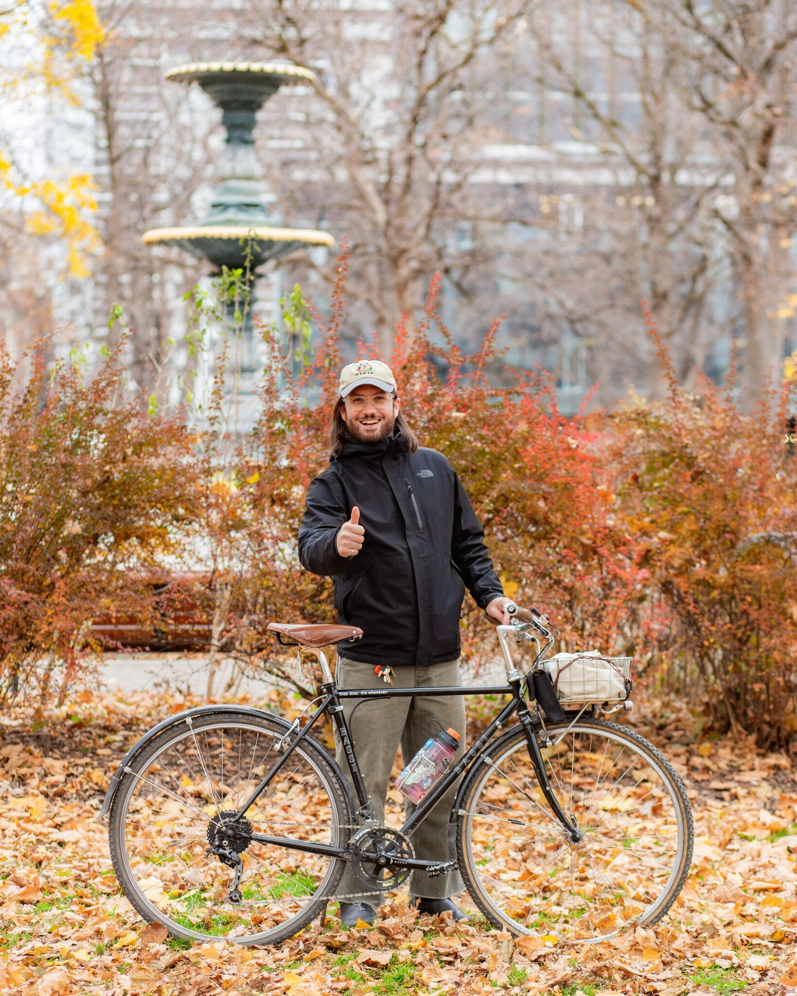 Sam and his Bassi Le Montreal (V2)