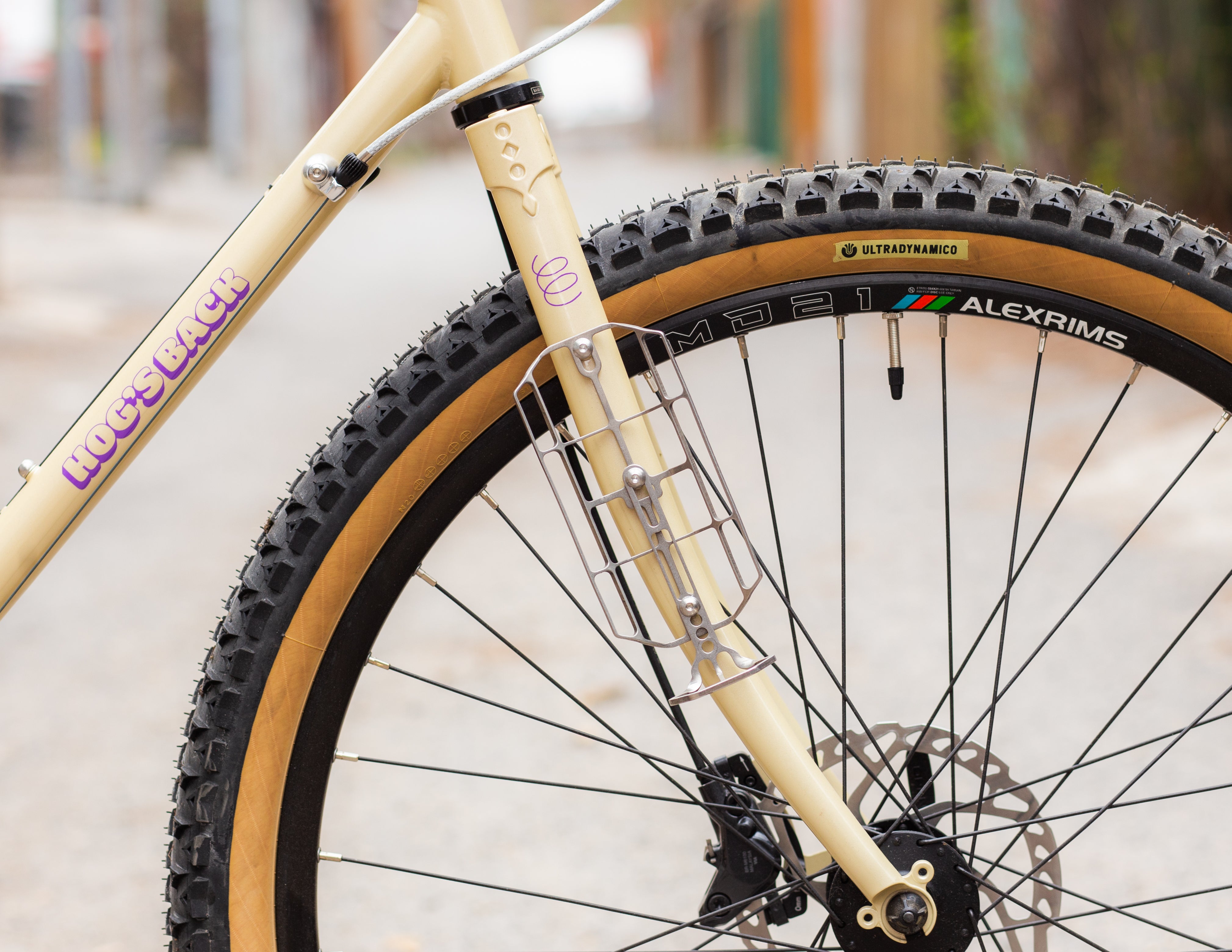 Vélo Complet sur mesure Bassi Hog's Back