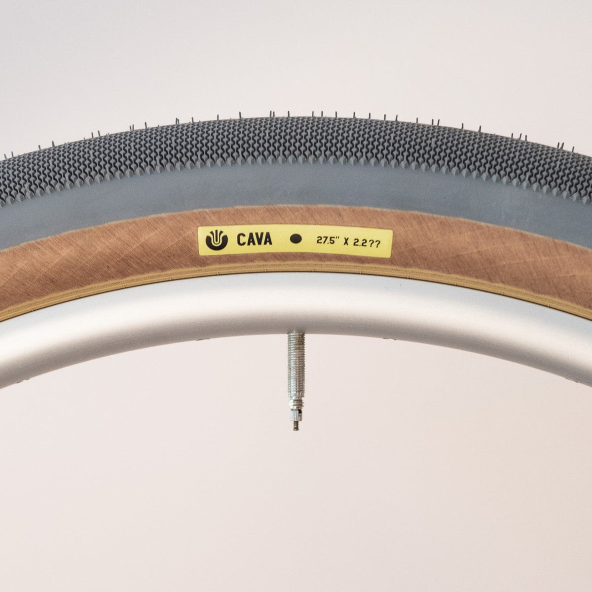 Ultradynamico Cava Race Tire