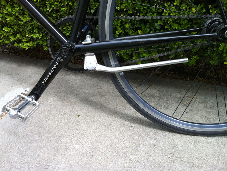 Greenfield Aluminium Center Kickstand, Silver