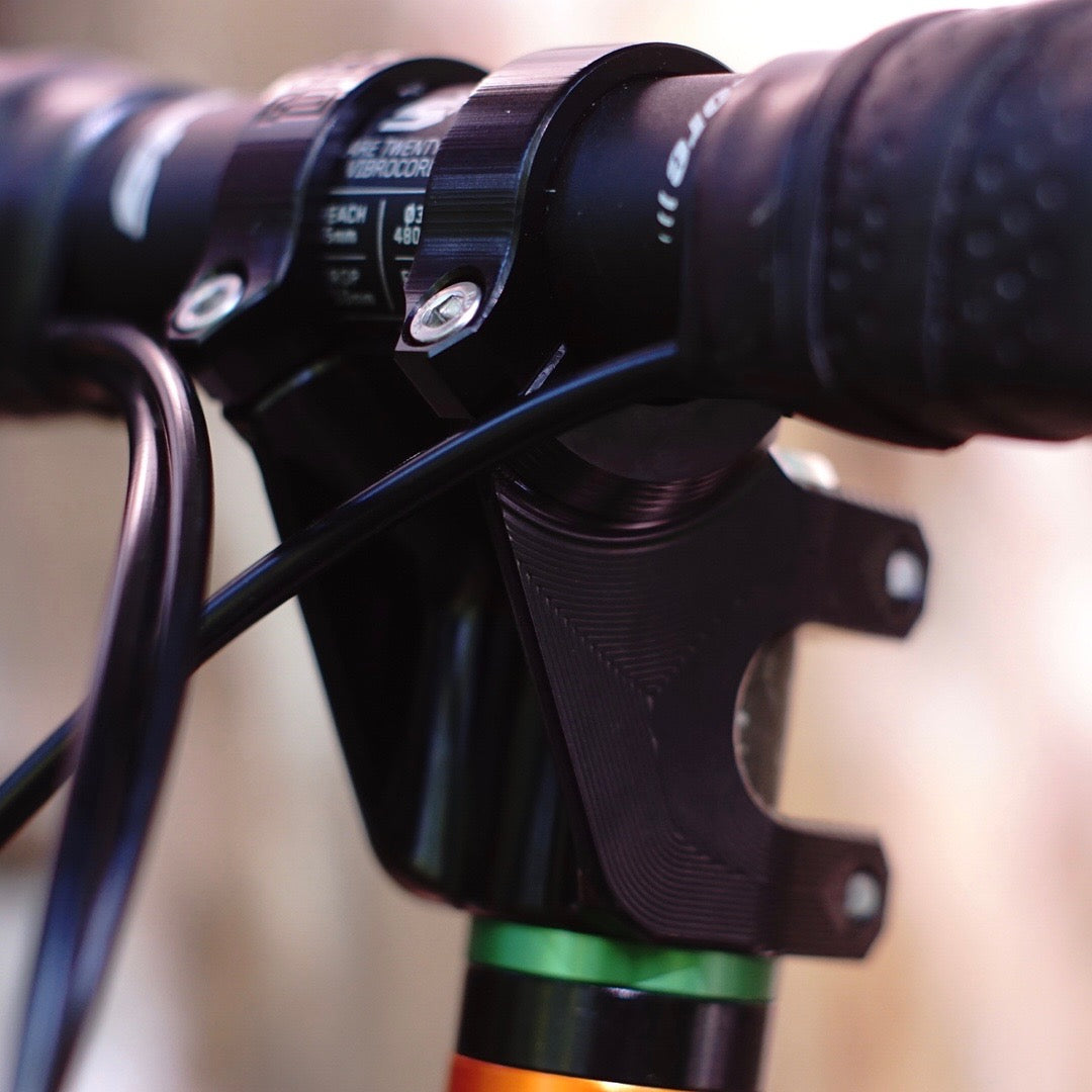Peeper 30mm Stem Black Anodized