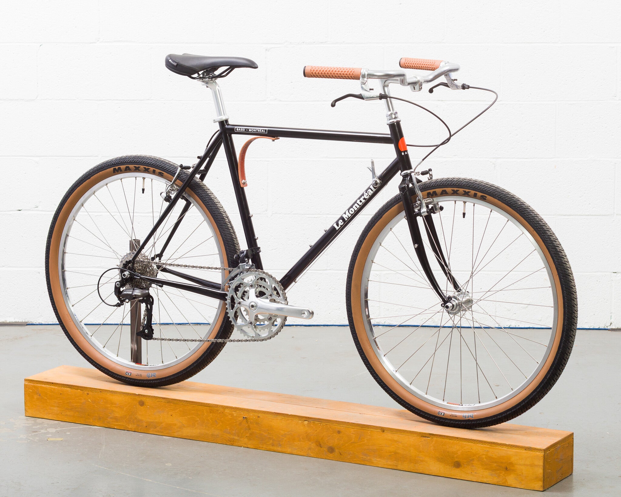 Vélo Complet Sur Mesure Bassi Le Montréal 49cm