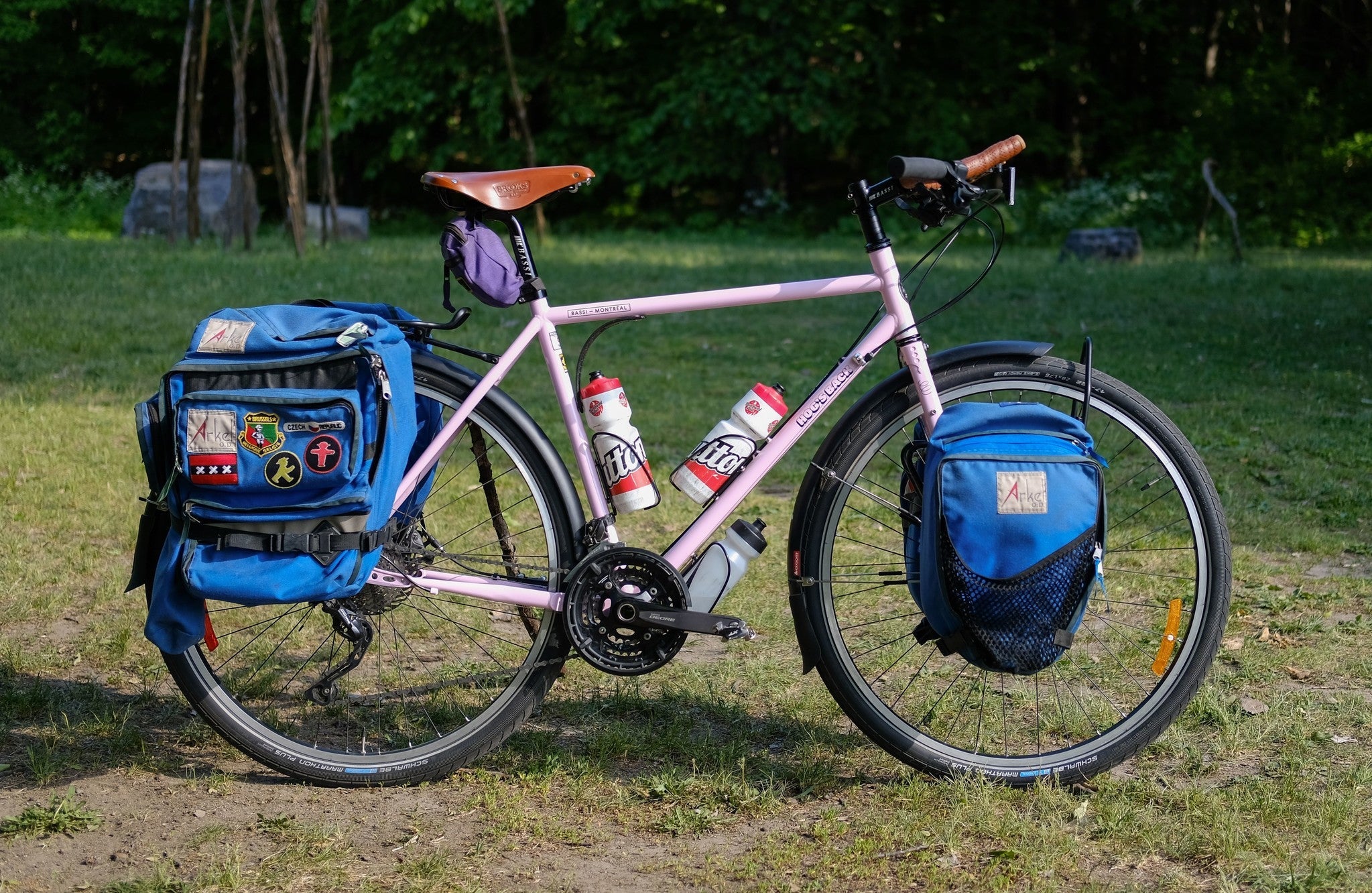 Étienne's Classic Tourer Hog's Back