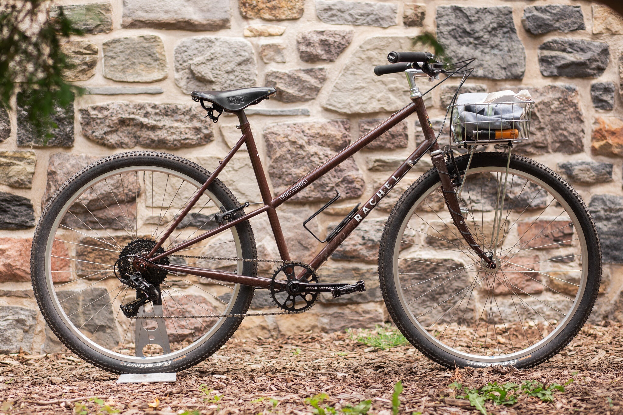 https://www.clcycle.ca/blogs/latest-builds/vans-rachel social preview image