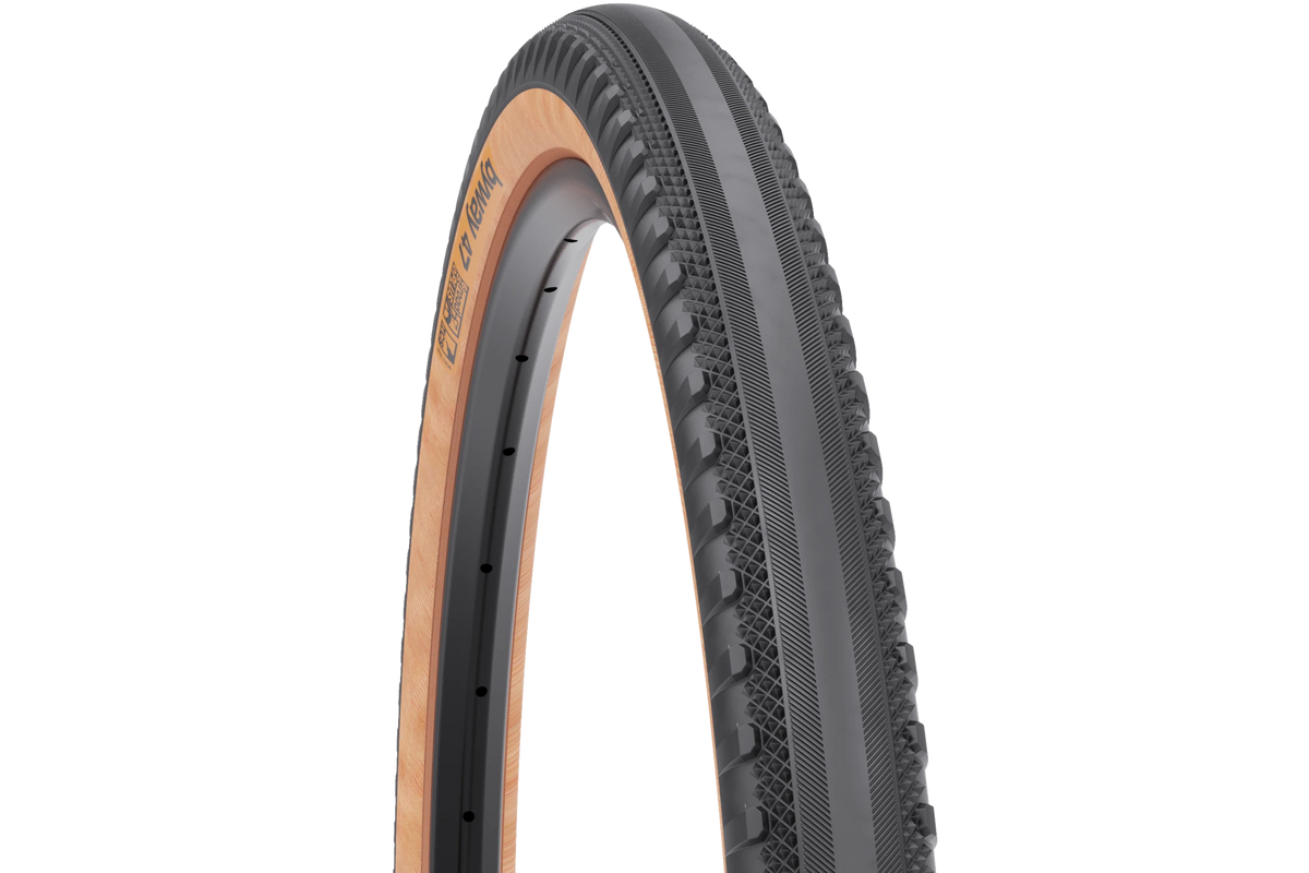 Brun // Brown 650B x 47 (47-584)