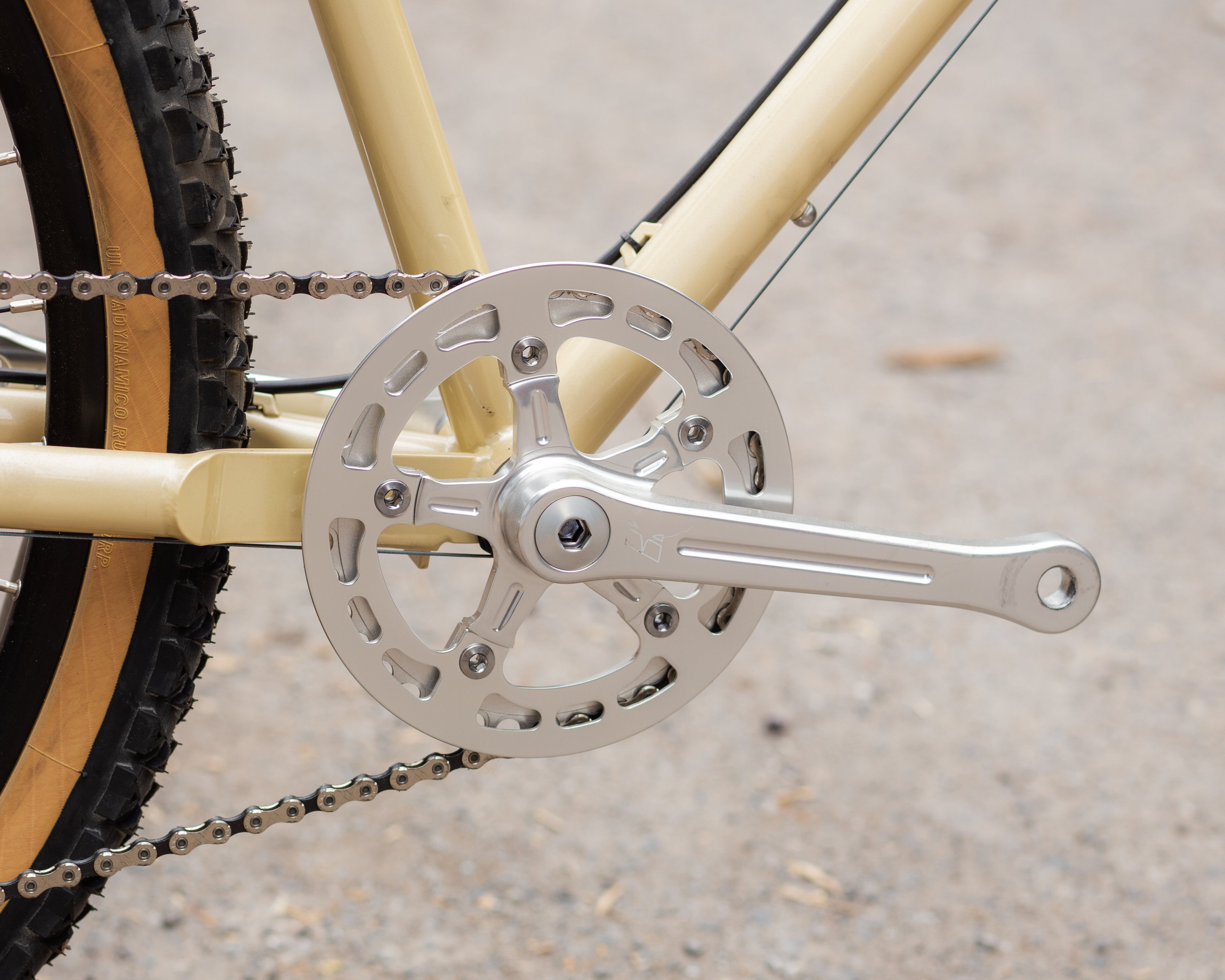 Vélo Complet sur mesure Bassi Hog's Back
