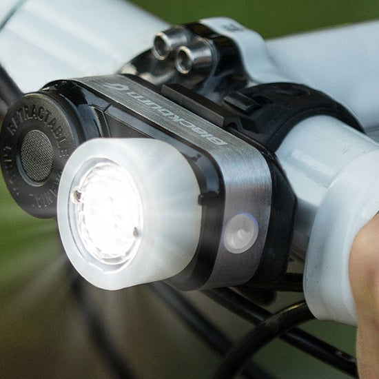 Lumière de vélo et camping Outpost