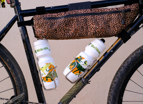 Bidon Sim Works Desert Animal  26oz Blanc