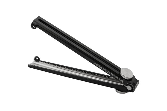 MKS Sylvan Works Grippin' Gator Camping Tongs