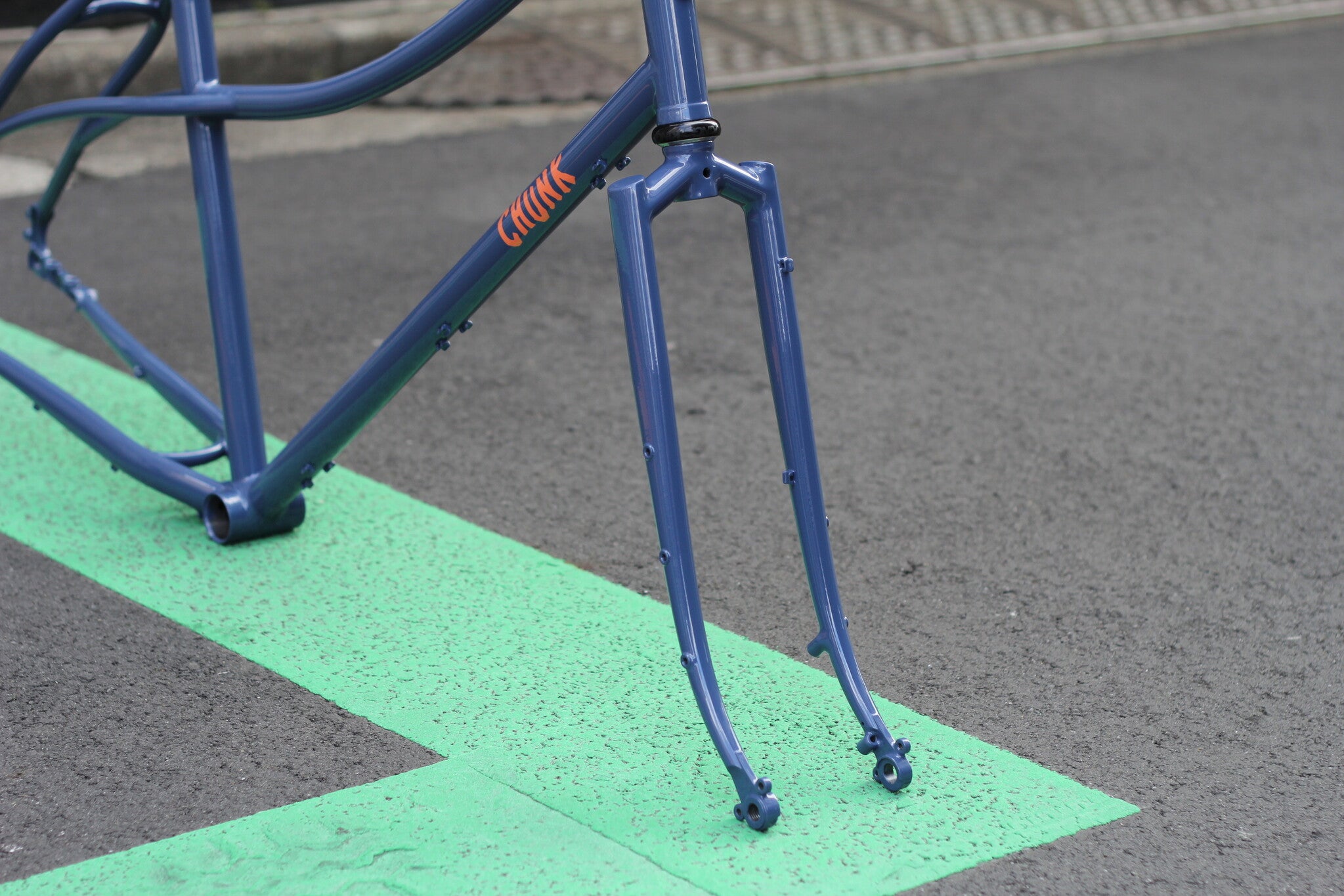 Crumbworks Chunk Frame and Fork – C&L Cycles