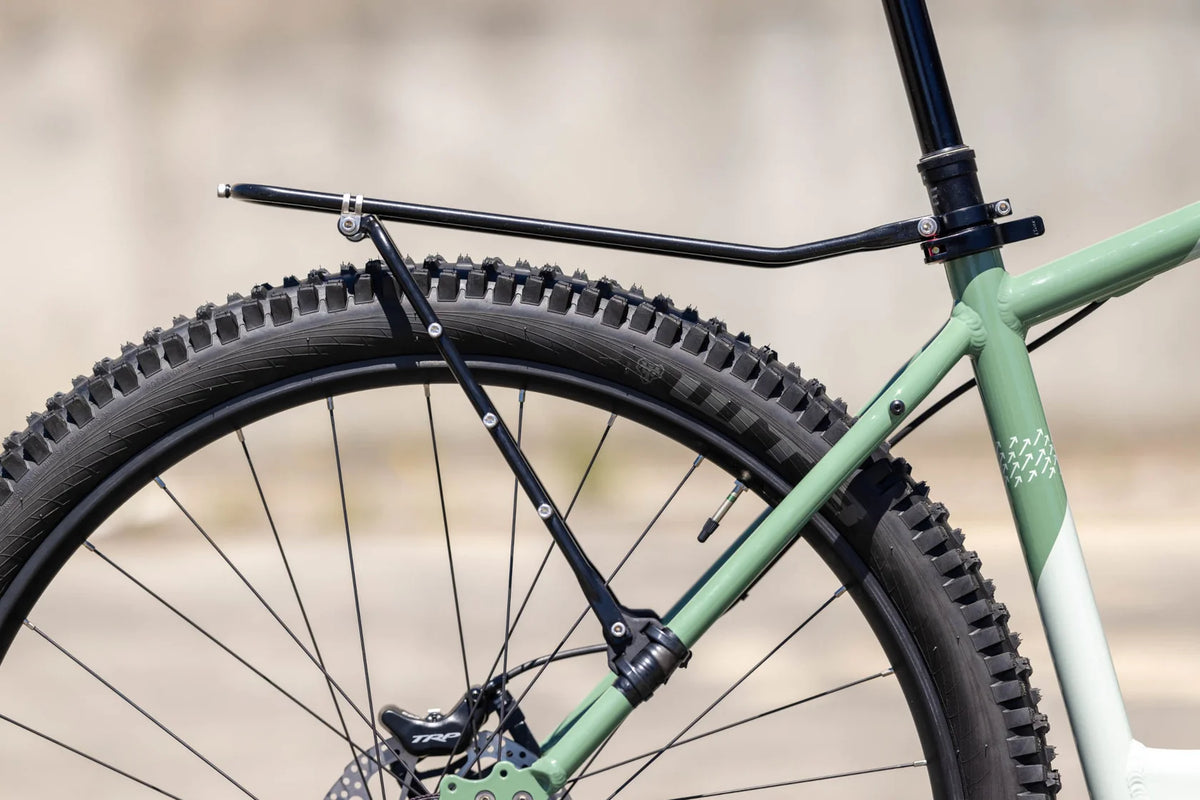 Mica Rat Tail Rack