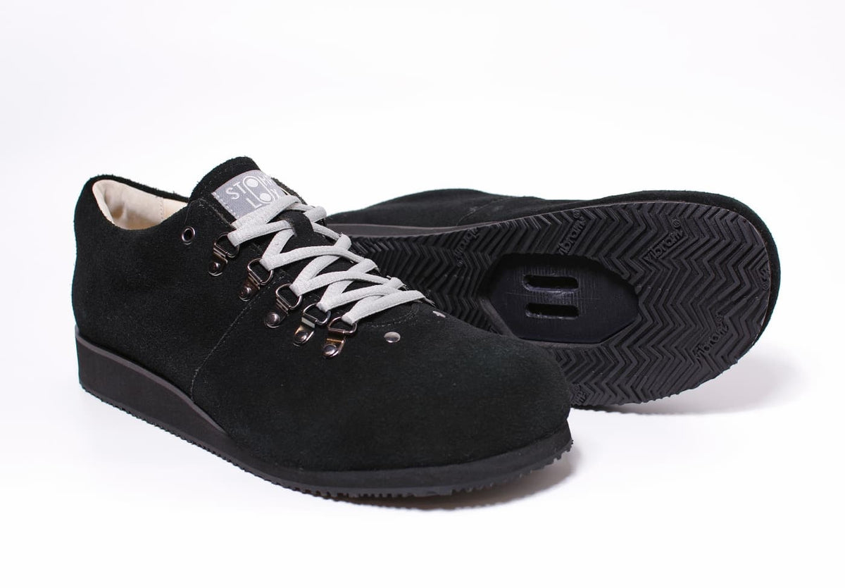 Noir / Black // 8