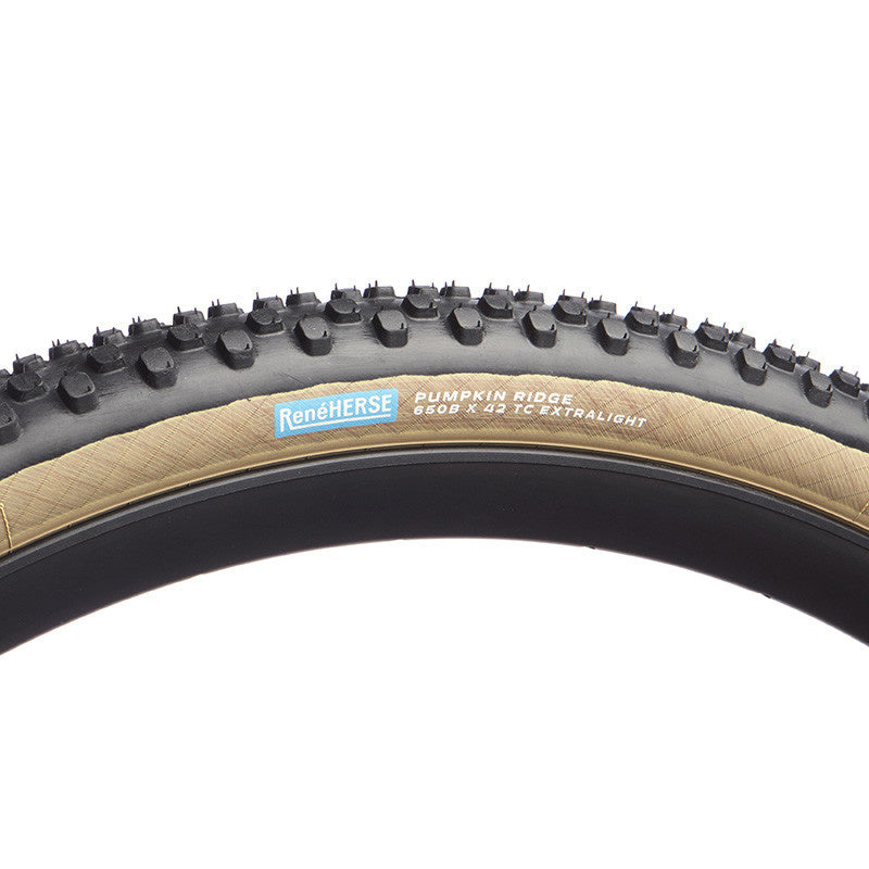 Flancs Beige // Tan Standard Casing 650B x 42 (42-584)