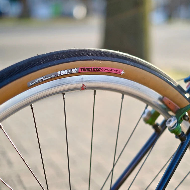Sim Works Volummy Tire 700C