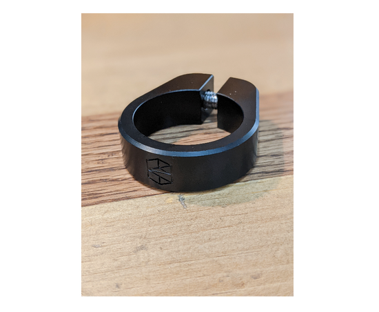 Collet de selle 03